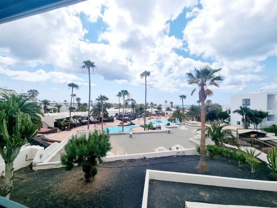 Luxury Ocean View Playa Roca Apartment Costa Teguise Exterior photo