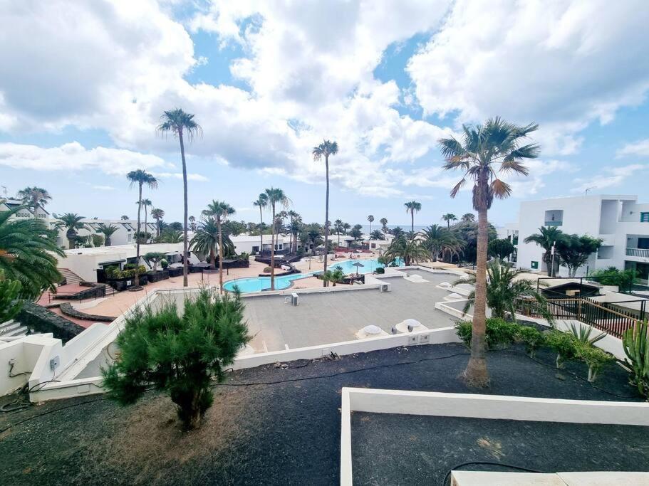 Luxury Ocean View Playa Roca Apartment Costa Teguise Exterior photo
