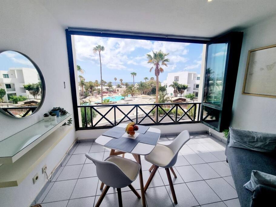 Luxury Ocean View Playa Roca Apartment Costa Teguise Exterior photo